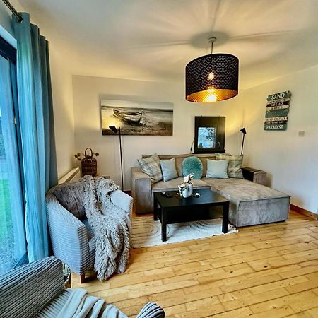 Sea Whispers - My Charming Costal Retreat In Youghal Buitenkant foto