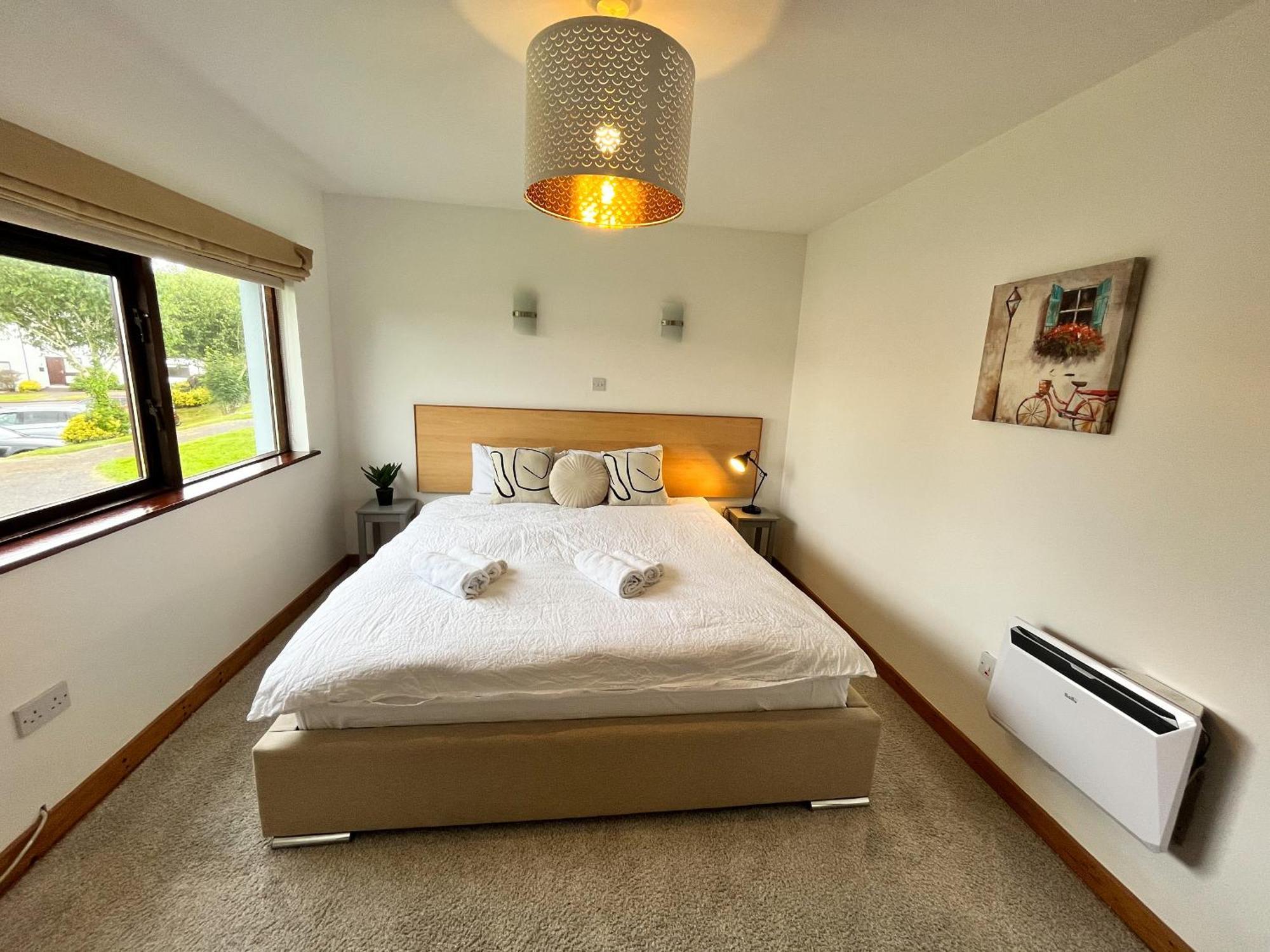 Sea Whispers - My Charming Costal Retreat In Youghal Buitenkant foto