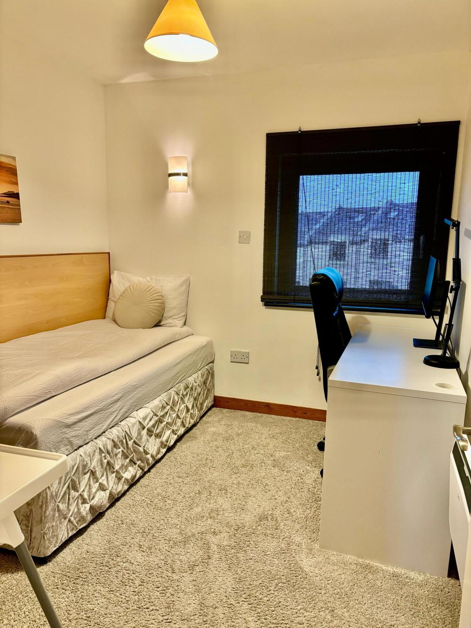 Sea Whispers - My Charming Costal Retreat In Youghal Buitenkant foto